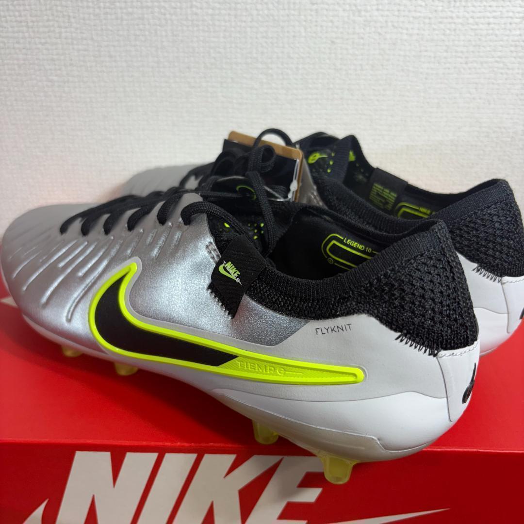 28cm ナイキレジェンド 10エリートAG-PRO DV4330-001
