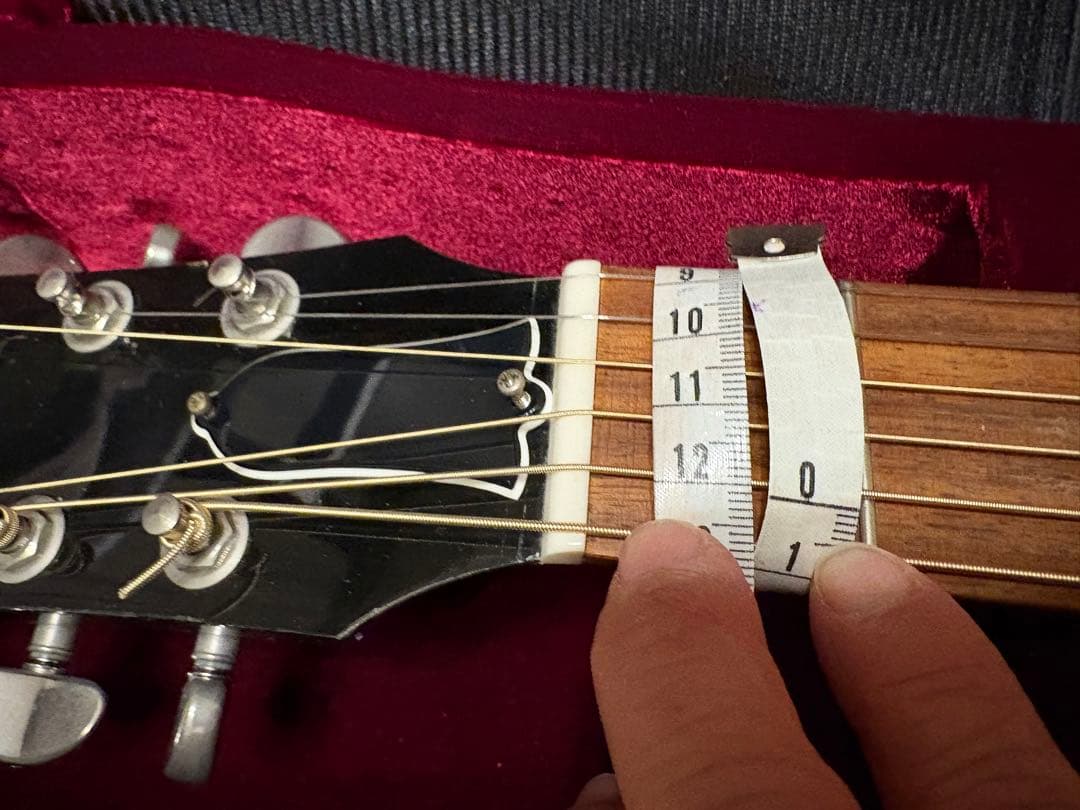 Gibson J-45スタンダード+ セミハードケース付