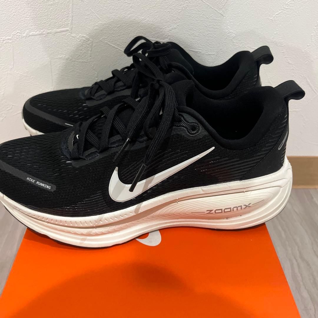 Nike ボメロ18 24.0cm