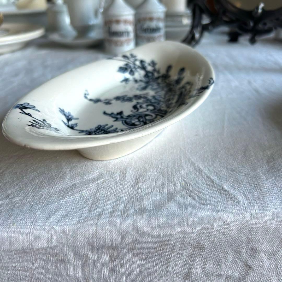 美品　フランスアンティーク ショワジールロワ ornementsラヴィエ A