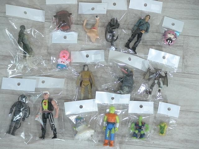 26-6539　フィギュア色々　まとめ売り　140個　スターウォーズ・マーベル他