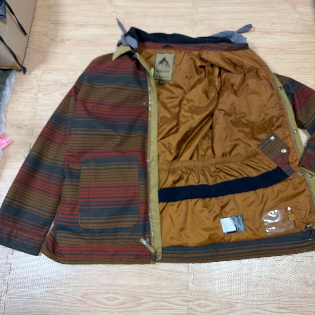 【大人気美品】BURTON 中綿フーディジャケット ボーダー柄Lサイズ