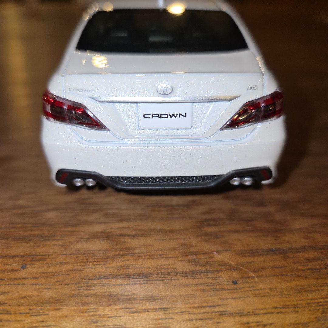 1/30 トヨタ カラーサンプル クラウン RS 220系 ホワイトパール