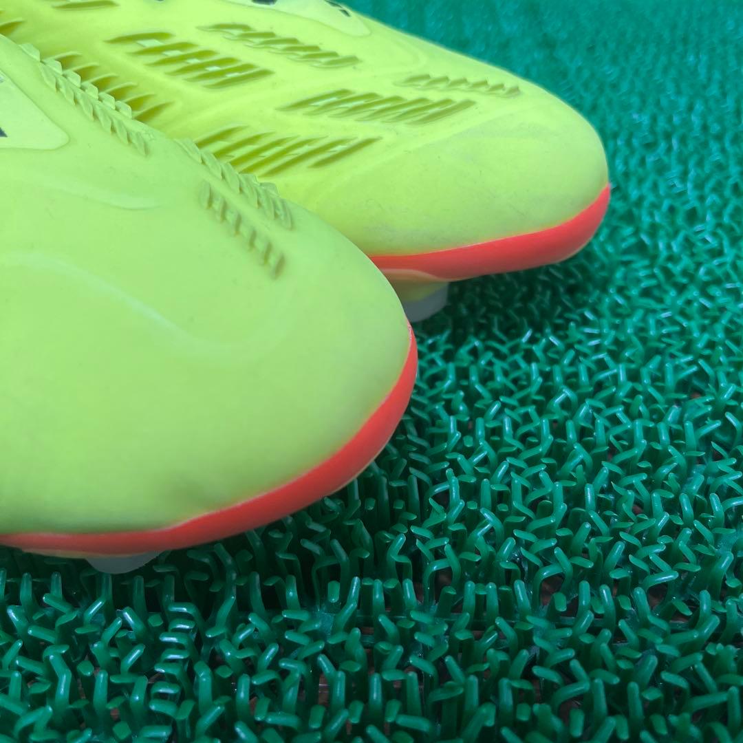 アディダス サッカースパイク プレデター PRO HG/AG