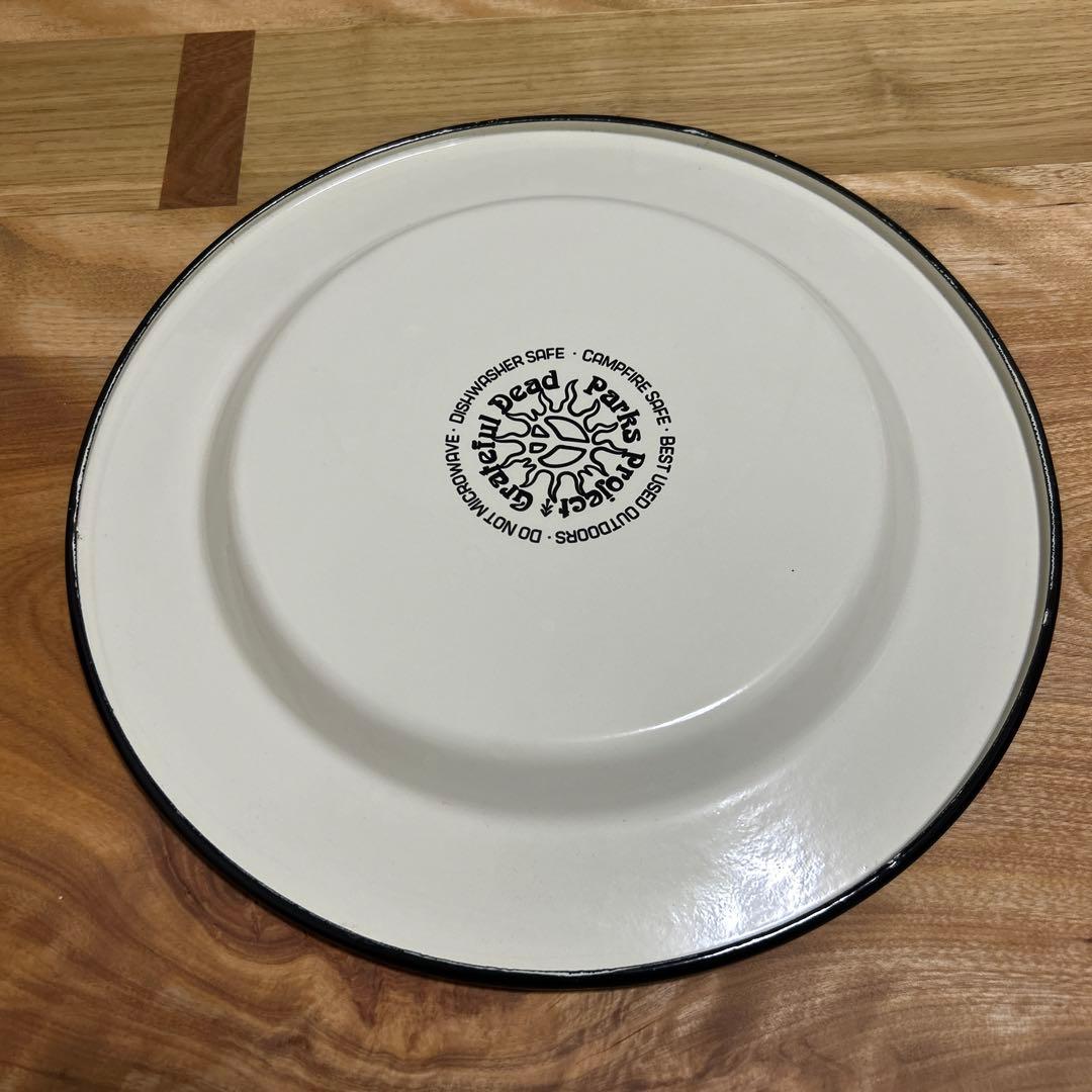 デットベア　ホーロー食器
