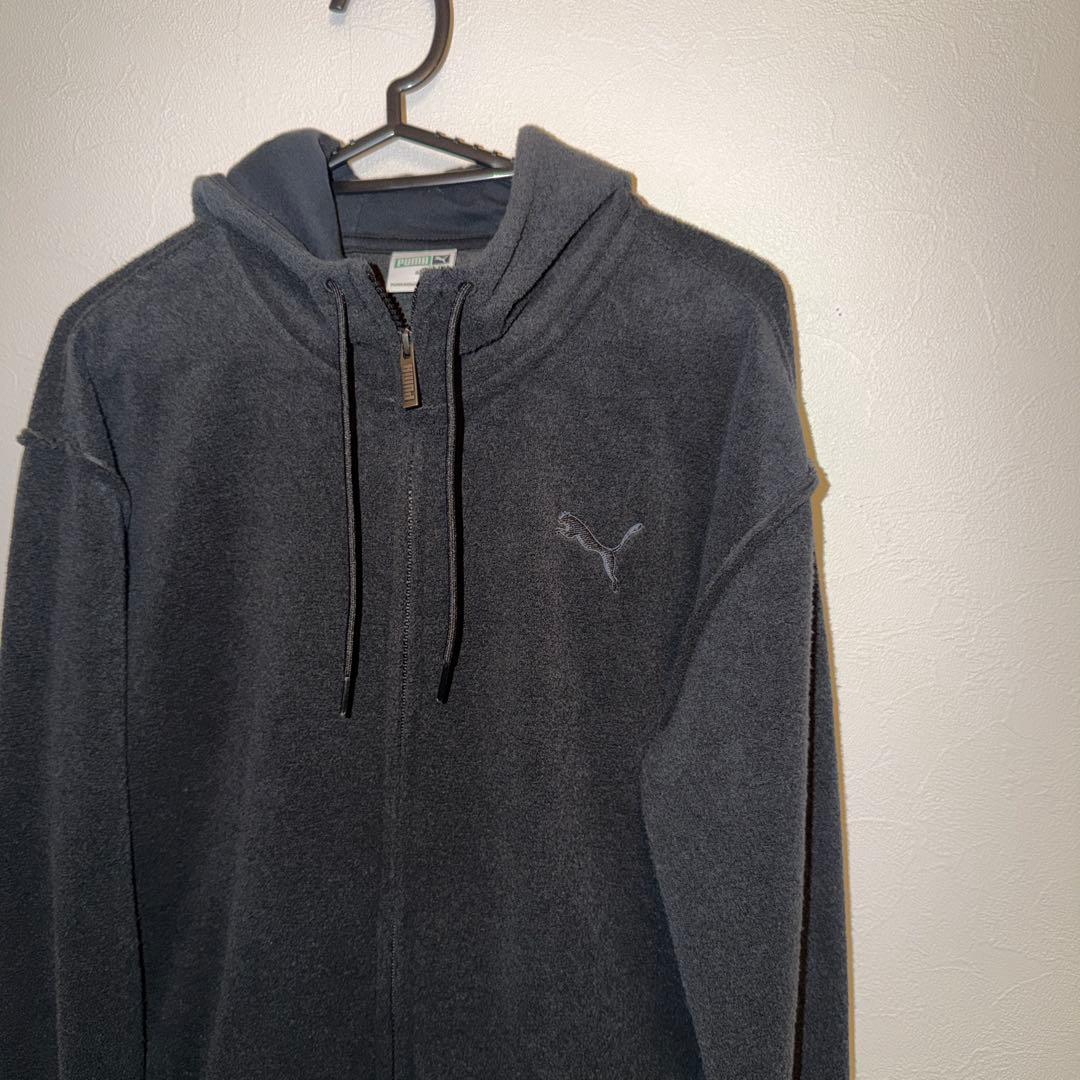 PUMAセットアップ 上Sサイズ 下Mサイズになります。特に傷汚れないです