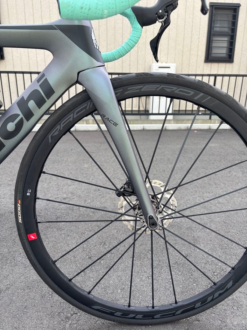 ビアンキBIANCHI OLTRE RACE 2024