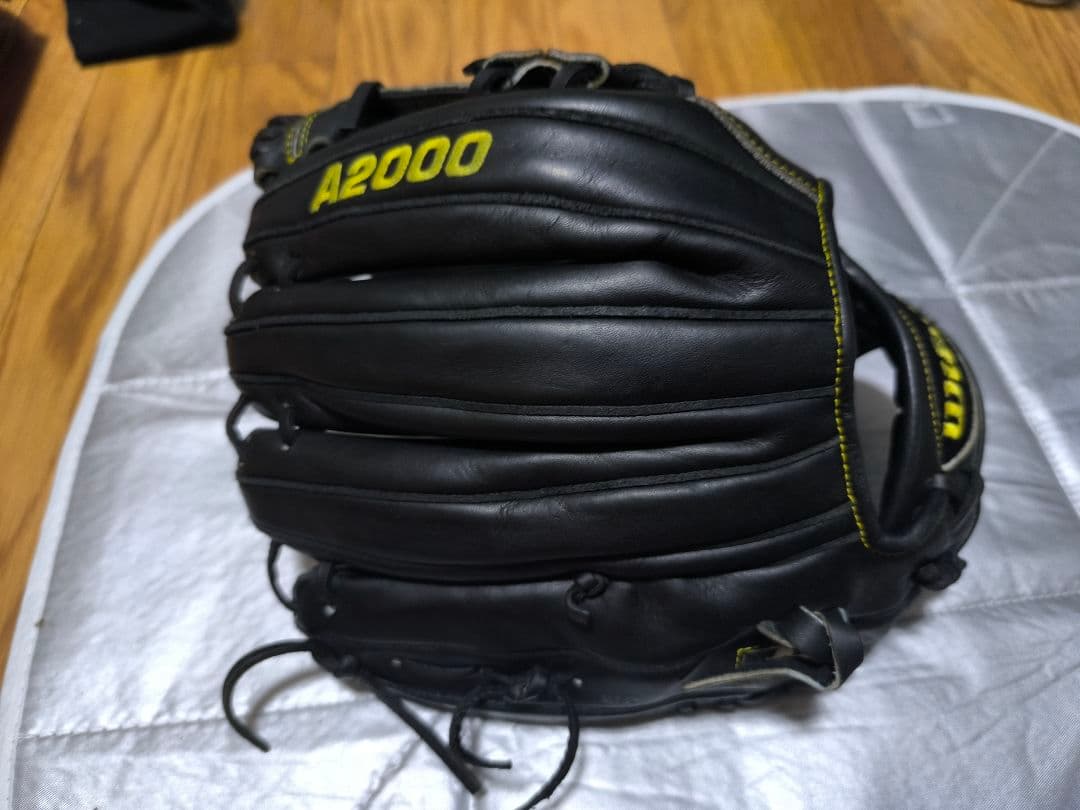 Wilson A2000 硬式内野グローブ