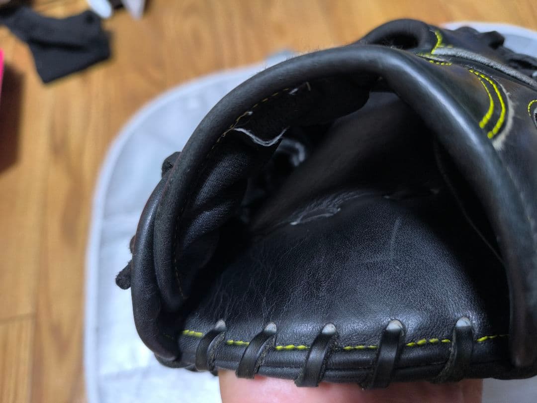 Wilson A2000 硬式内野グローブ