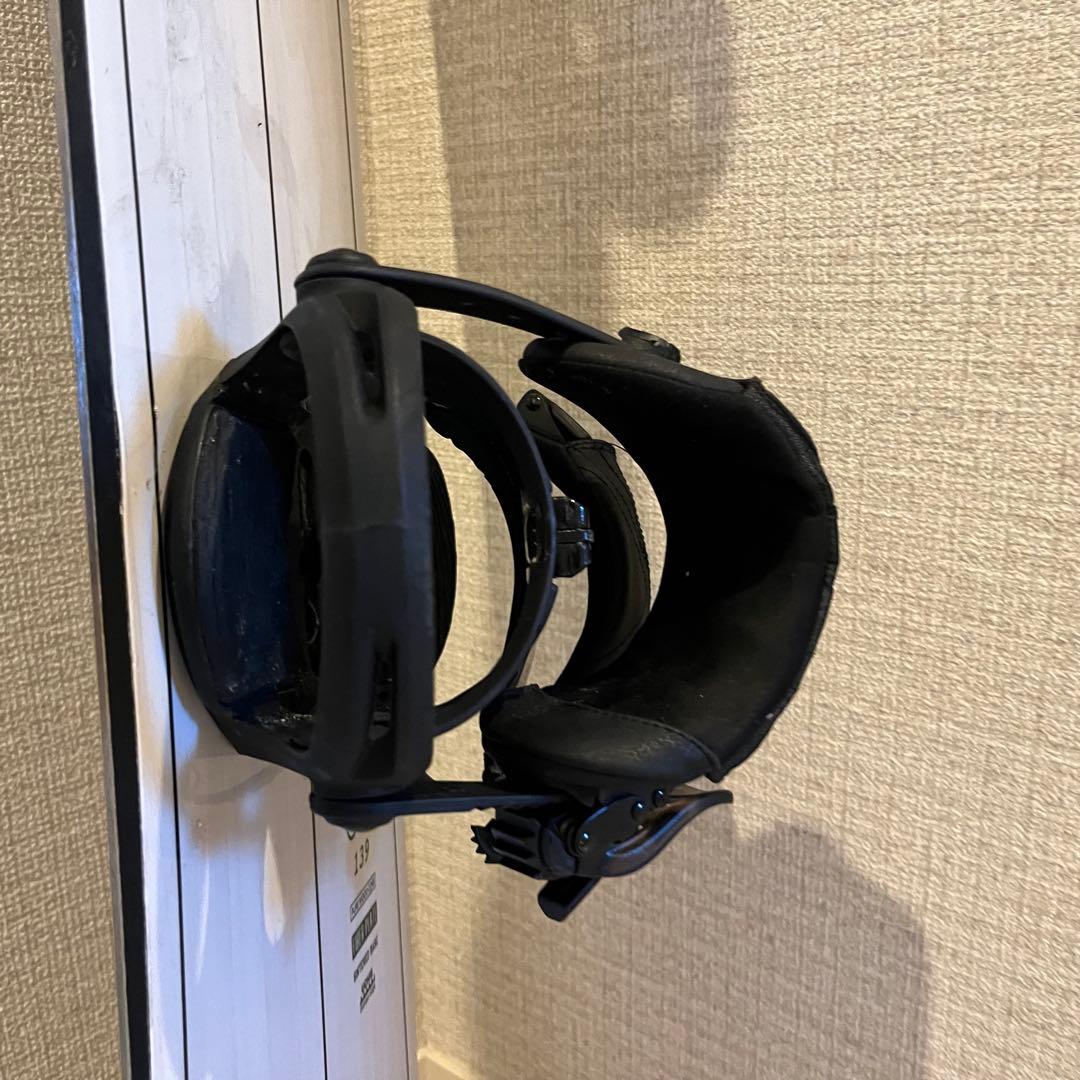 サブリナ　SABRINA 139cm ビンディング付き　スノボー