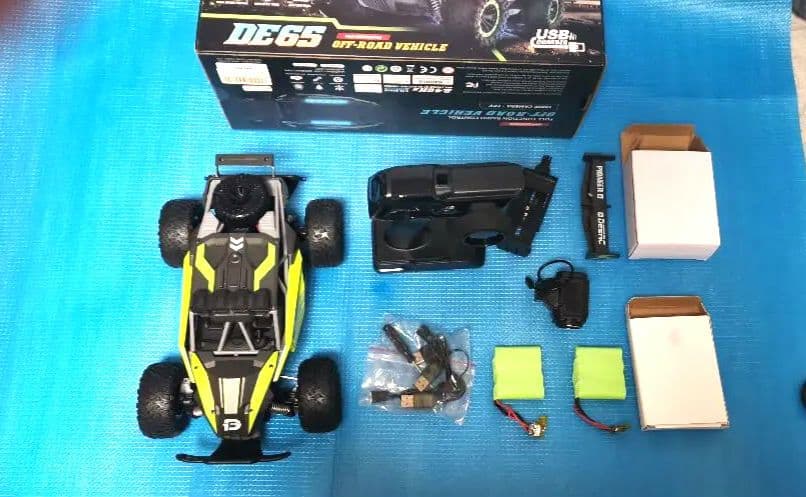 DEERC ラジコンカー　DE65