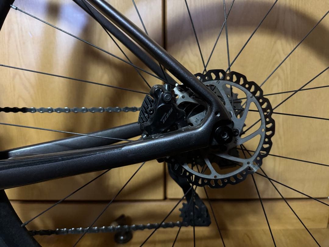 GIANT DEFY ADVANCED 1 2023 年　12速　105Di2