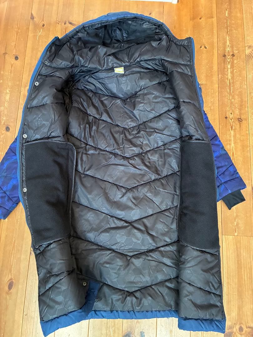 ATHLETA アスレタ ダウンベンチコート160 美品