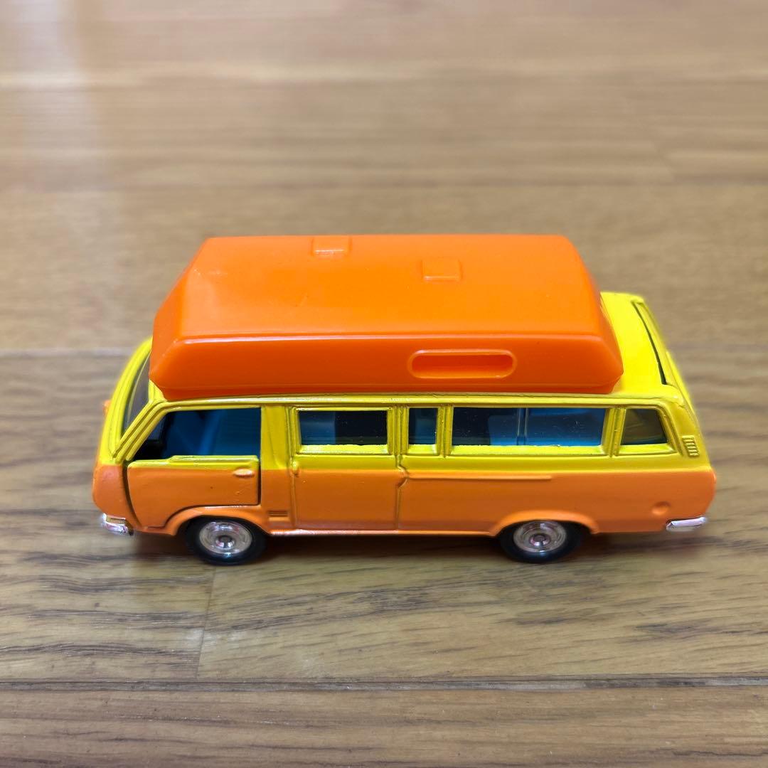 トミカダンディ ダイキャスト トヨタハイエース コミューターキャンピングカー