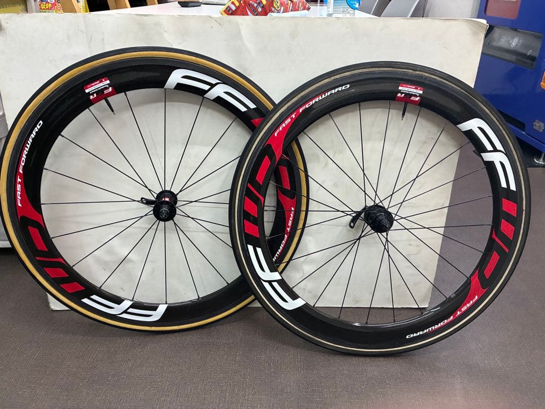 FFWD F6R チューブラー　60Tラチェット