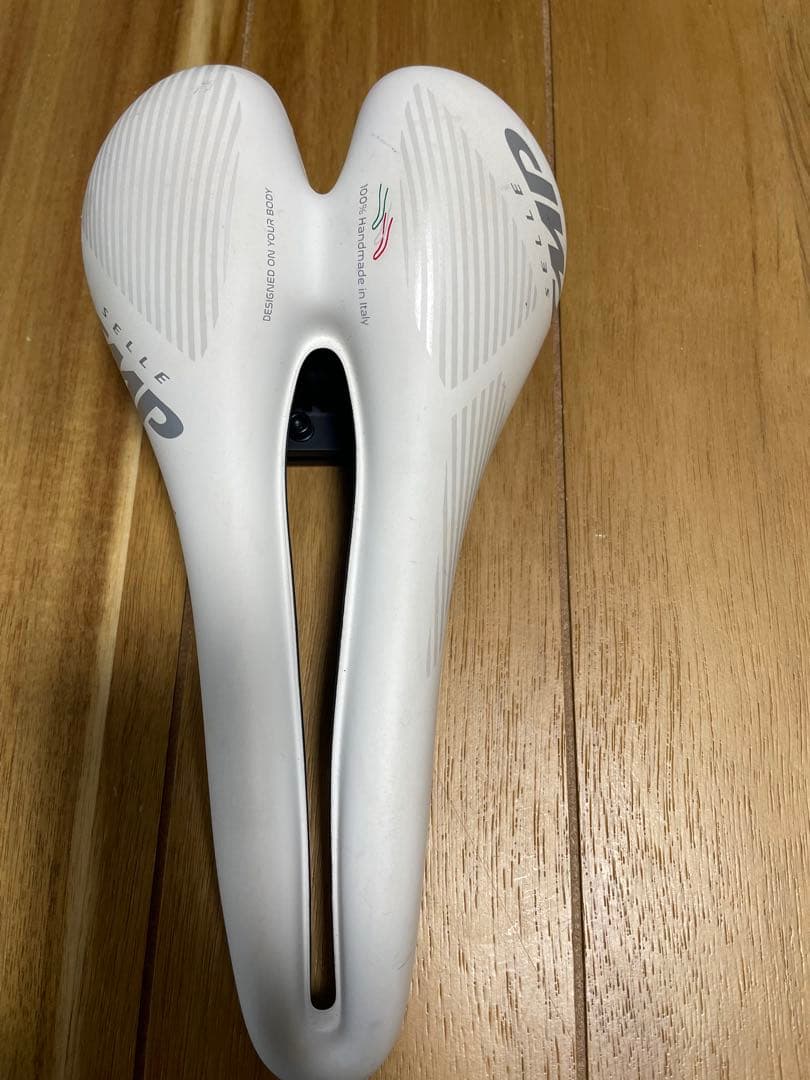 Selle SMP ホワイトサドル