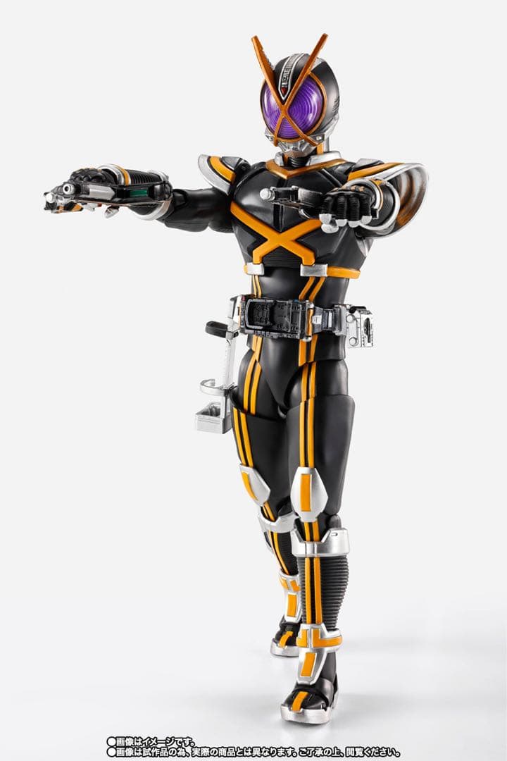 【新品未開封】　S.H.Figuarts（真骨彫製法）仮面ライダーカイザ