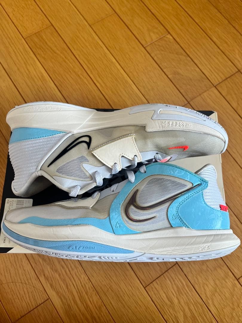 シューズ(男性用) Nike Kyrie Low 5