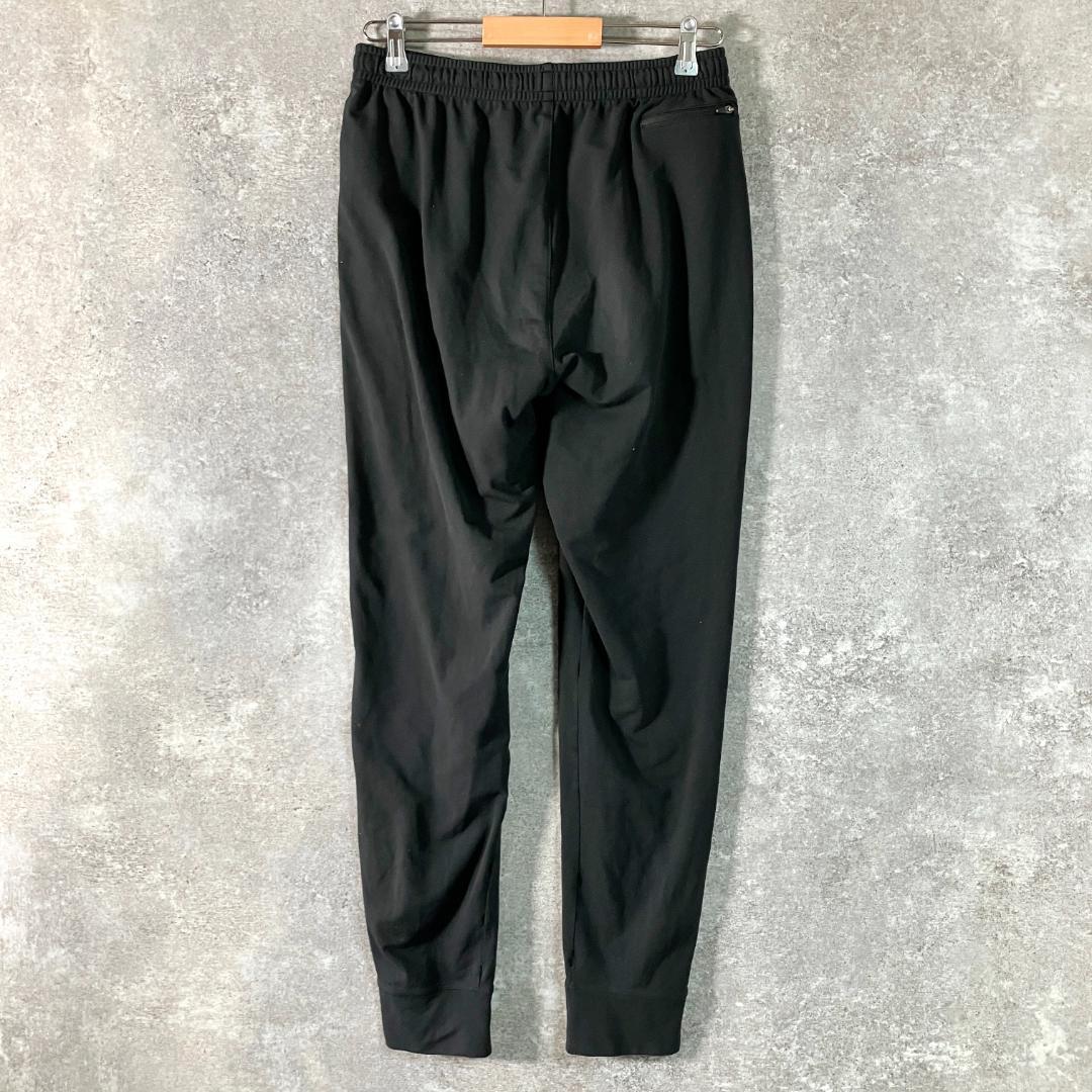 NIKE　トレーニングパンツ　ブラック　ロゴ　スキニー　DRI-FIT