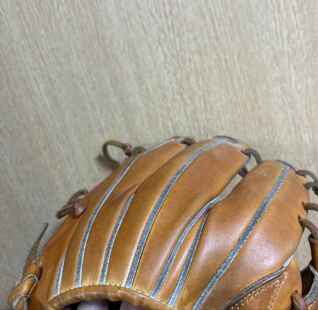 ドナイヤ　軟式グローブ 内野用　ブラウン