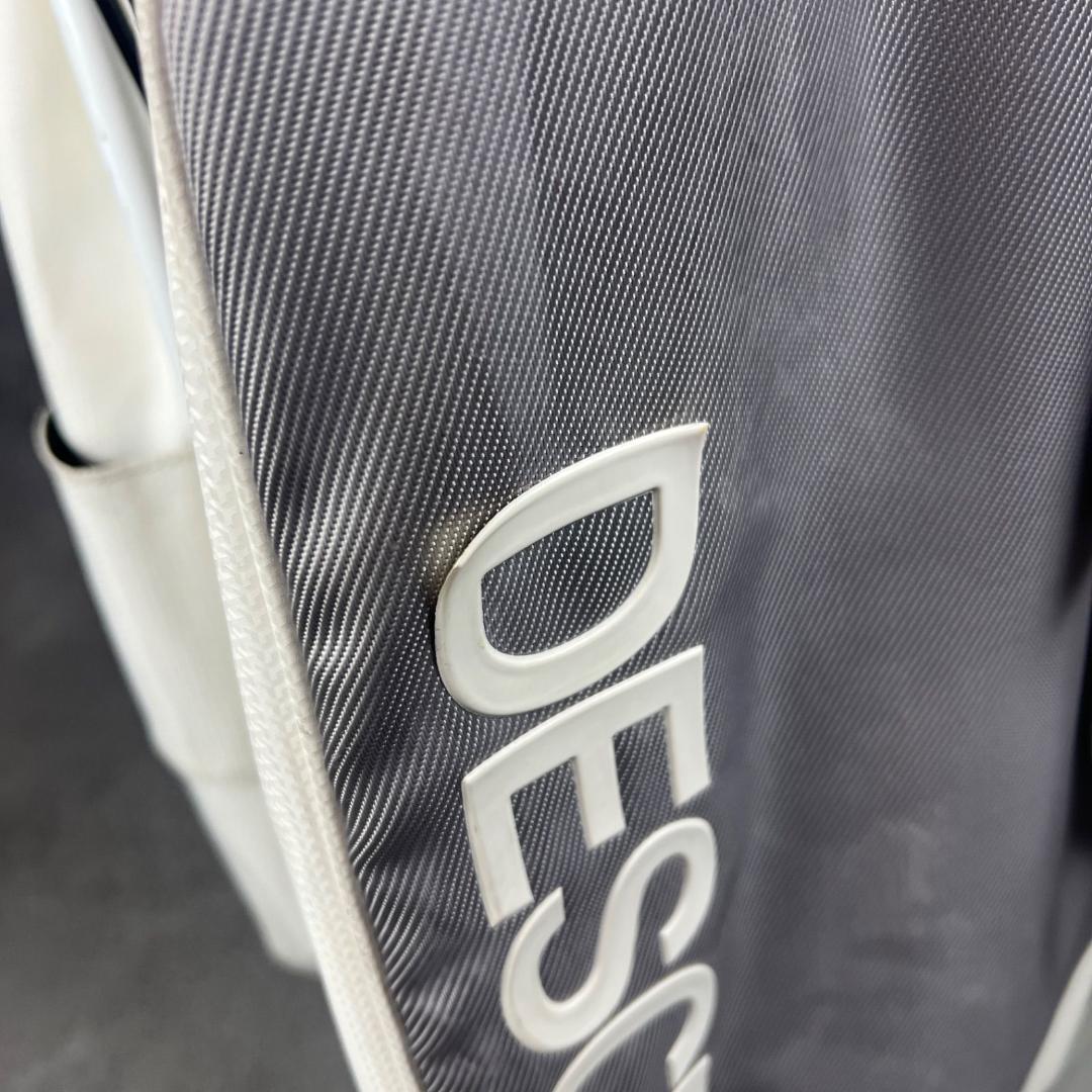 DESCENTE　デサント　スタンド式キャディバッグ　4分割　ゴルフケース