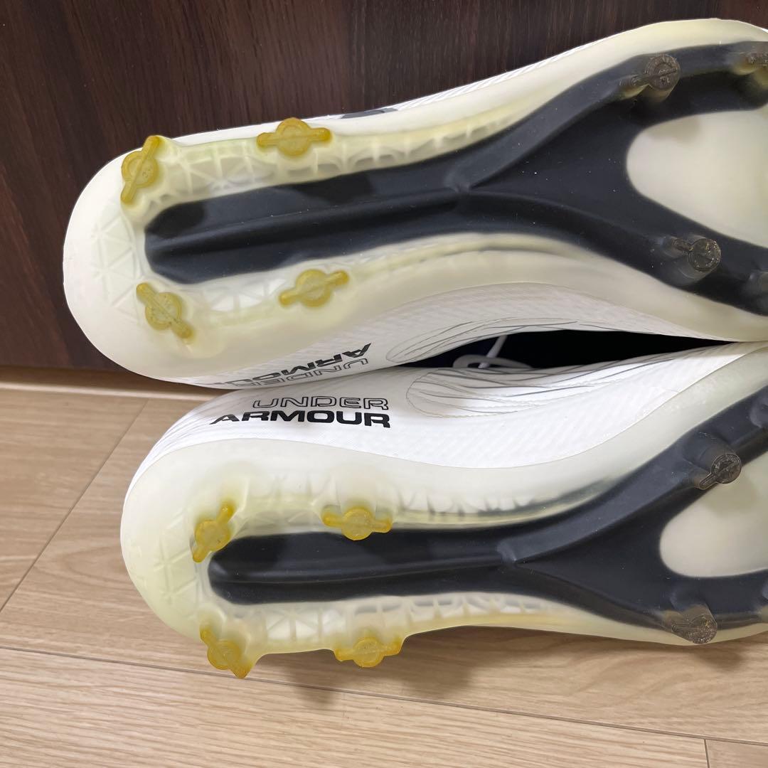 【極美品】アンダーアーマー UAクローン マグネティコ 3 HG 27.5cm