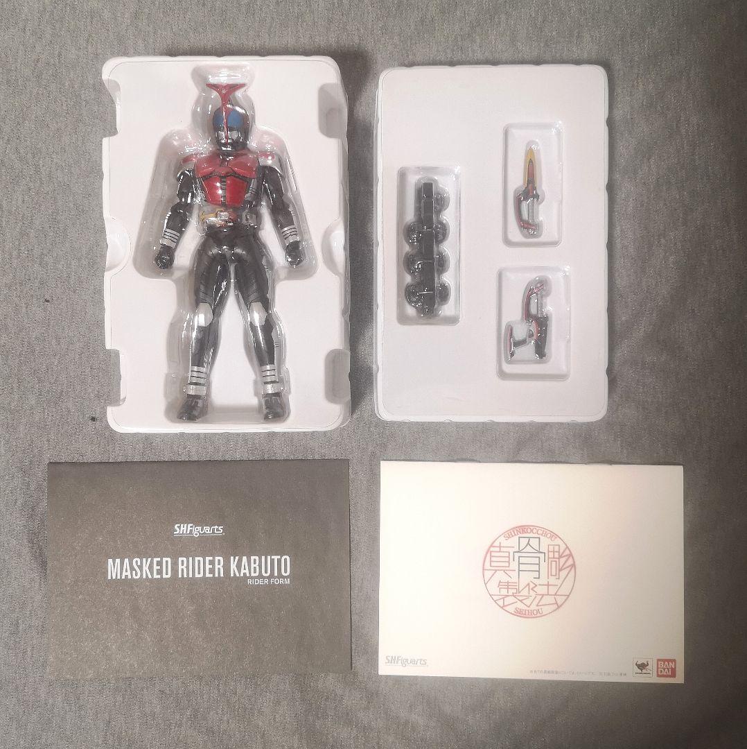S.H.Figuarts 真骨彫製法 仮面ライダーカブト ライダーフォーム