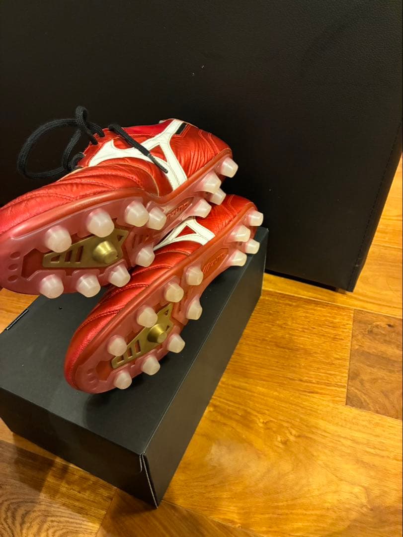 Mizuno Morelia サッカーシューズ レッド