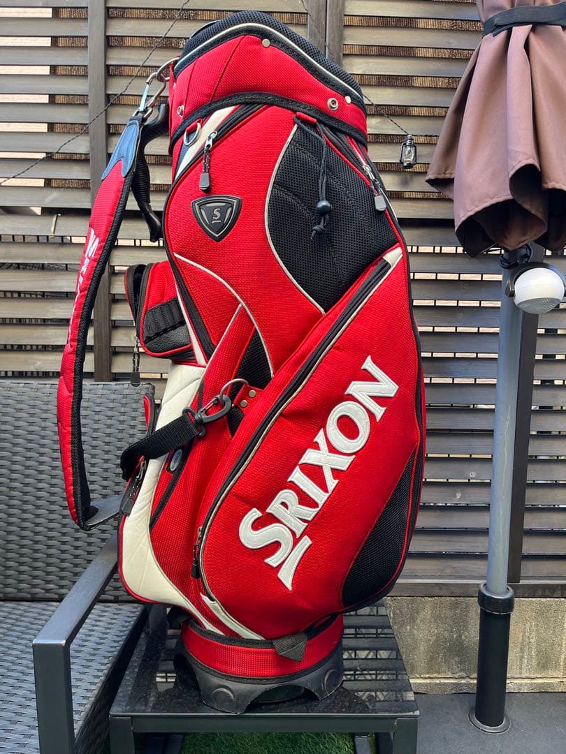 Srixon レッド キャディバッグ　　　　※値下げ交渉は歓迎致します。