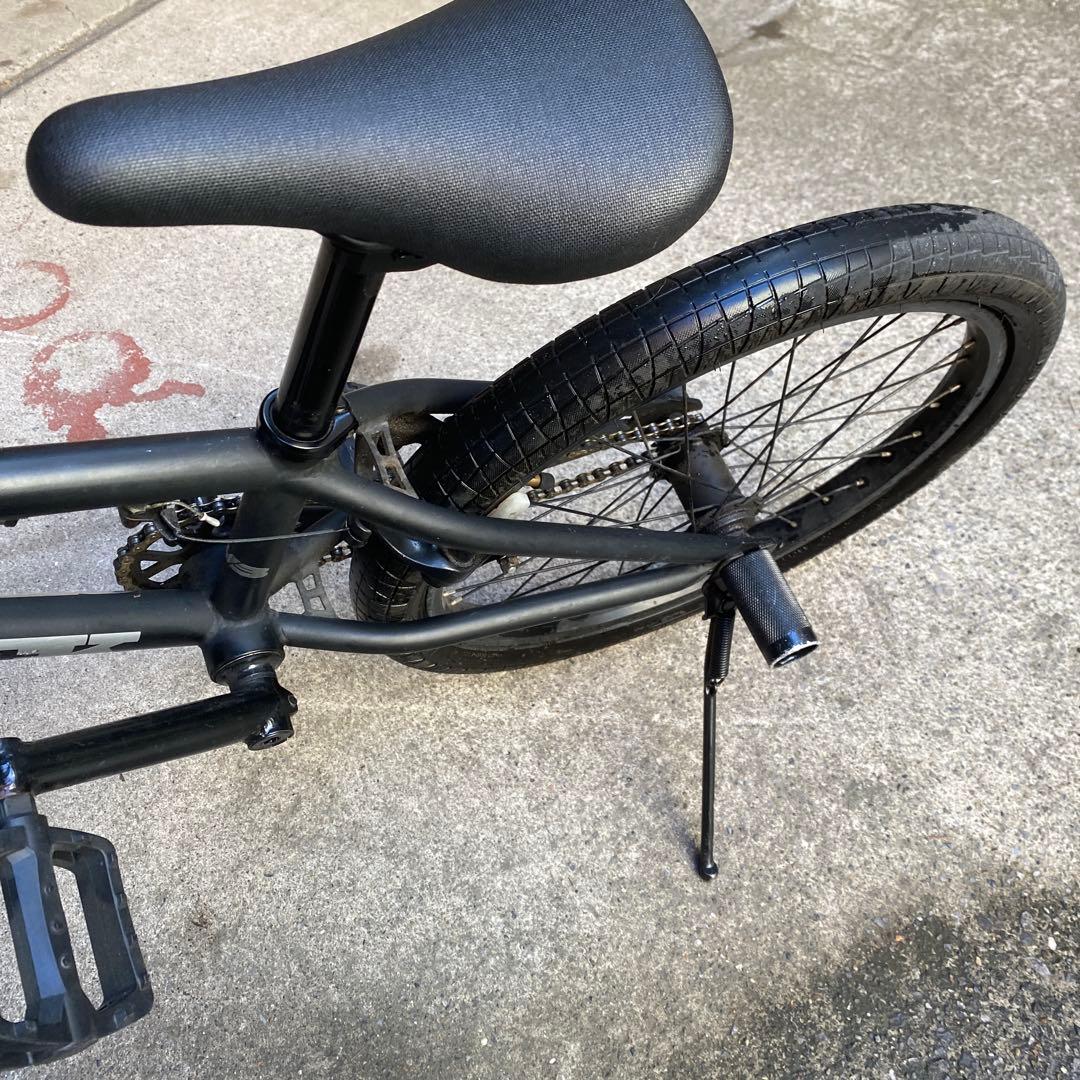 TNB SEEK PLUG BMX 20インチ キッズ 小学生　自転車　ジャイロ