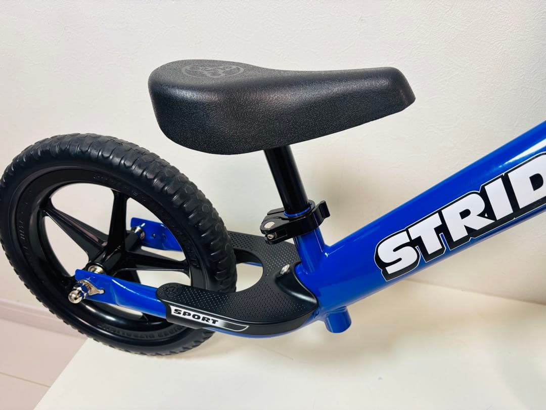 ストライダー 12 スポーツ ブルー