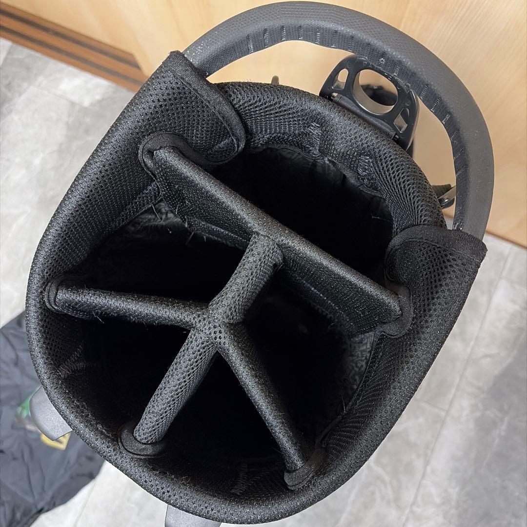 NEW ERA ゴルフスタンドキャディバッグ ブラック・迷彩