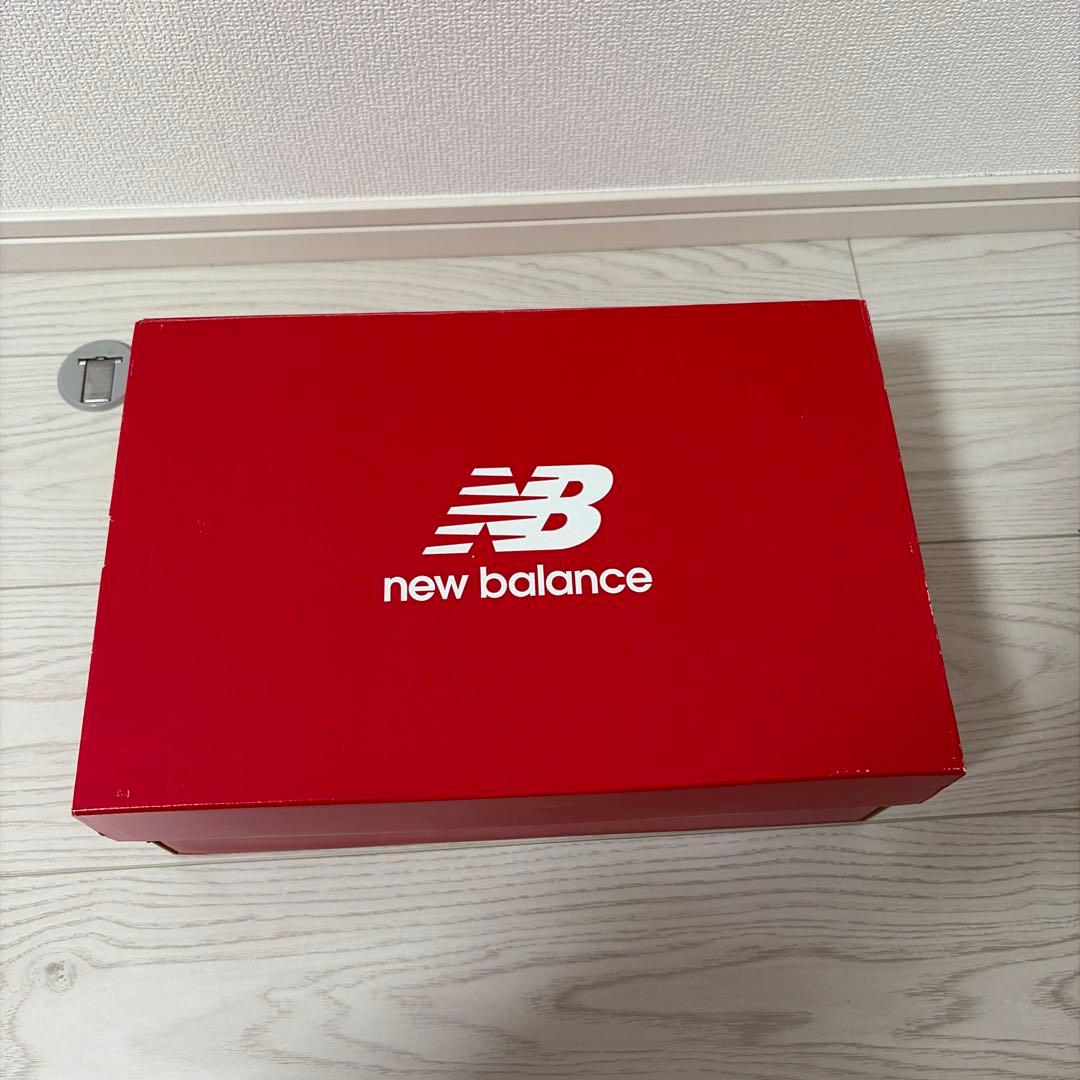 ニューバランス　フューエルセルスーパーコンプトレーナーV3