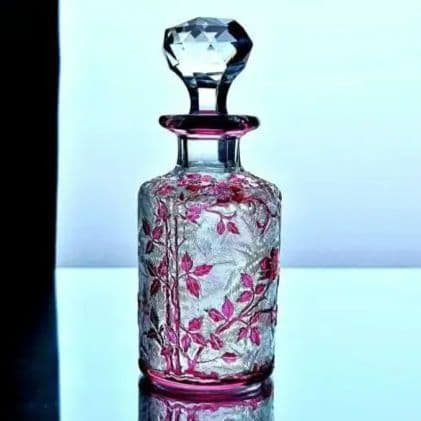 花のオールドバカラ エグランチエの香水瓶 #26【1916年カタログ】ピンク