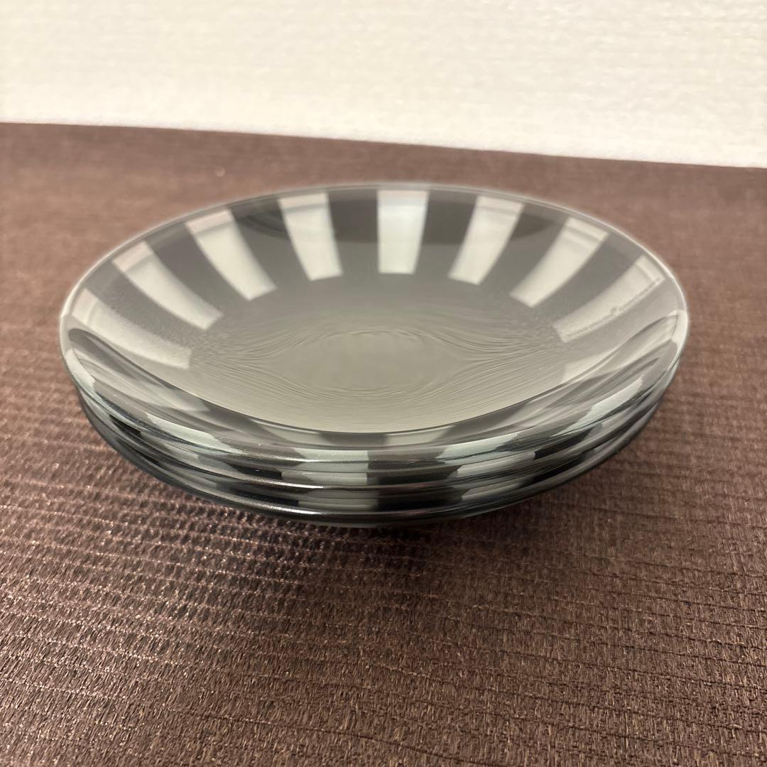 ウェッジウッド　コントラスト　ガラスボウル　デザートプレート