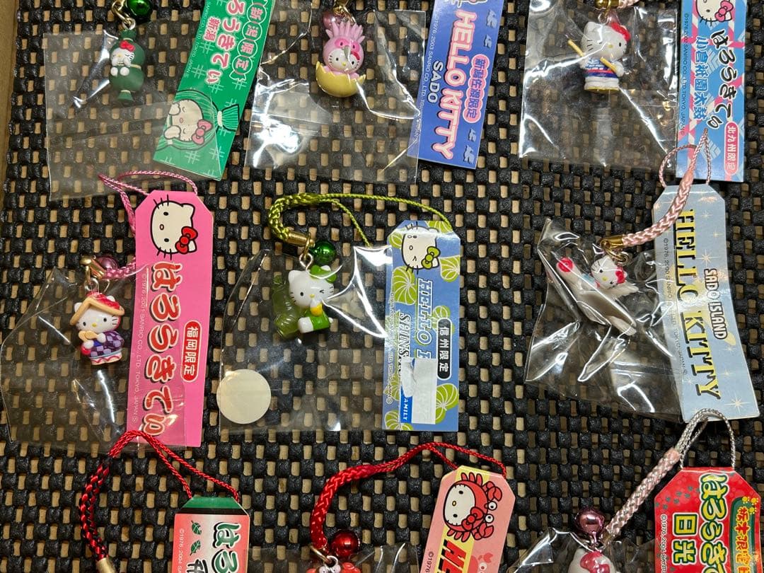 廃盤　ご当地キティ　根付け　ストラップ　サンリオ　ハローキティ