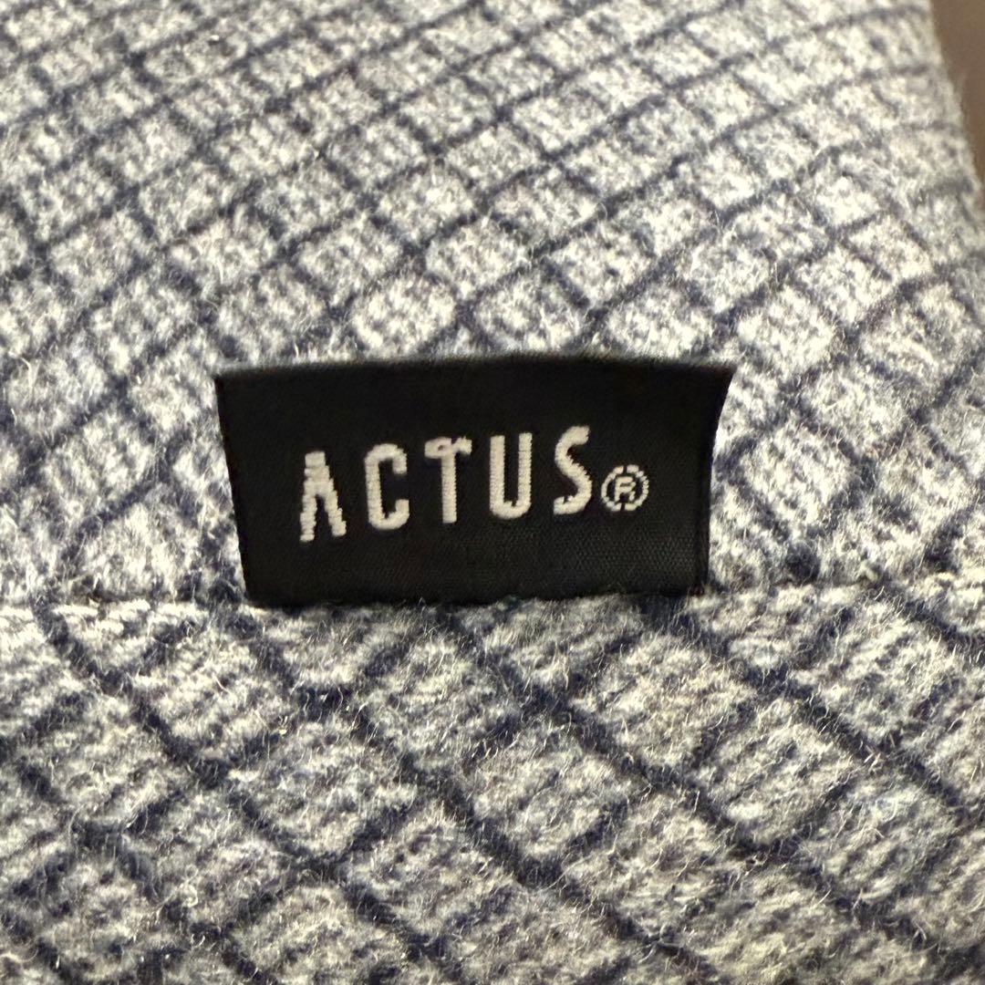 H21K61 ACTUS アクタス CUBES STOOL キューブス スツール