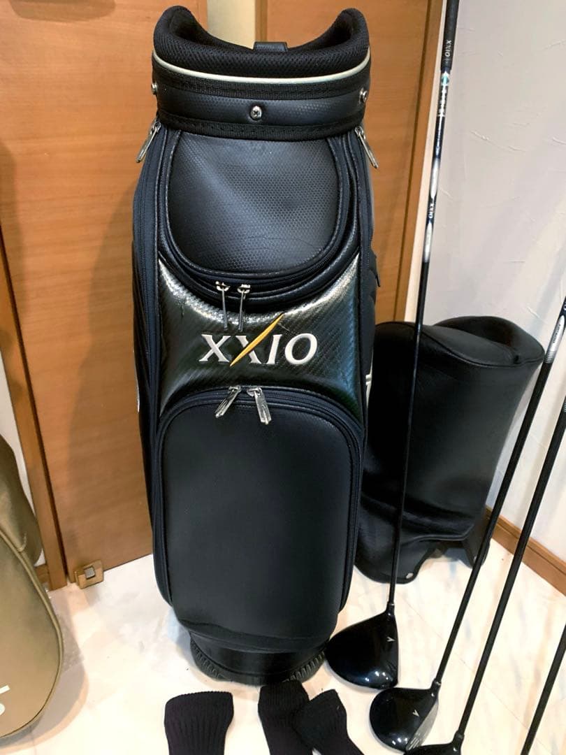 豪華　ダンロップ　ゼクシオ　ゴルフクラブ 本格フルセット　キャディバッグ