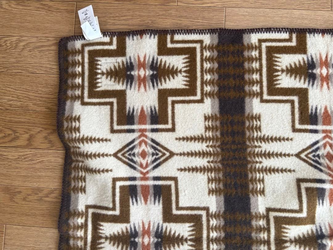 Pendleton ×  peak 幾何学模様ブランケット