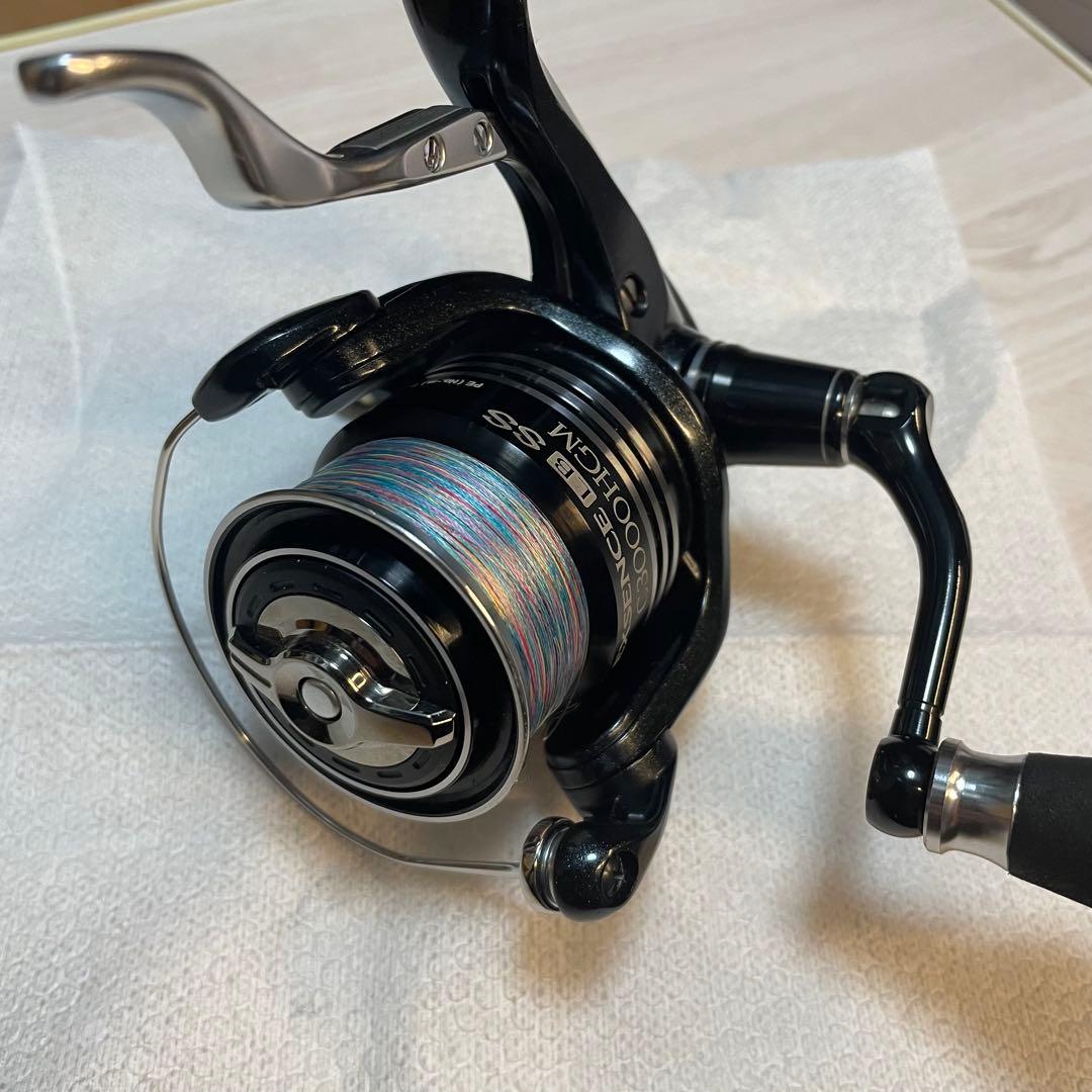 11エクスセンスLB SS C3000HGM 替えスプール付き