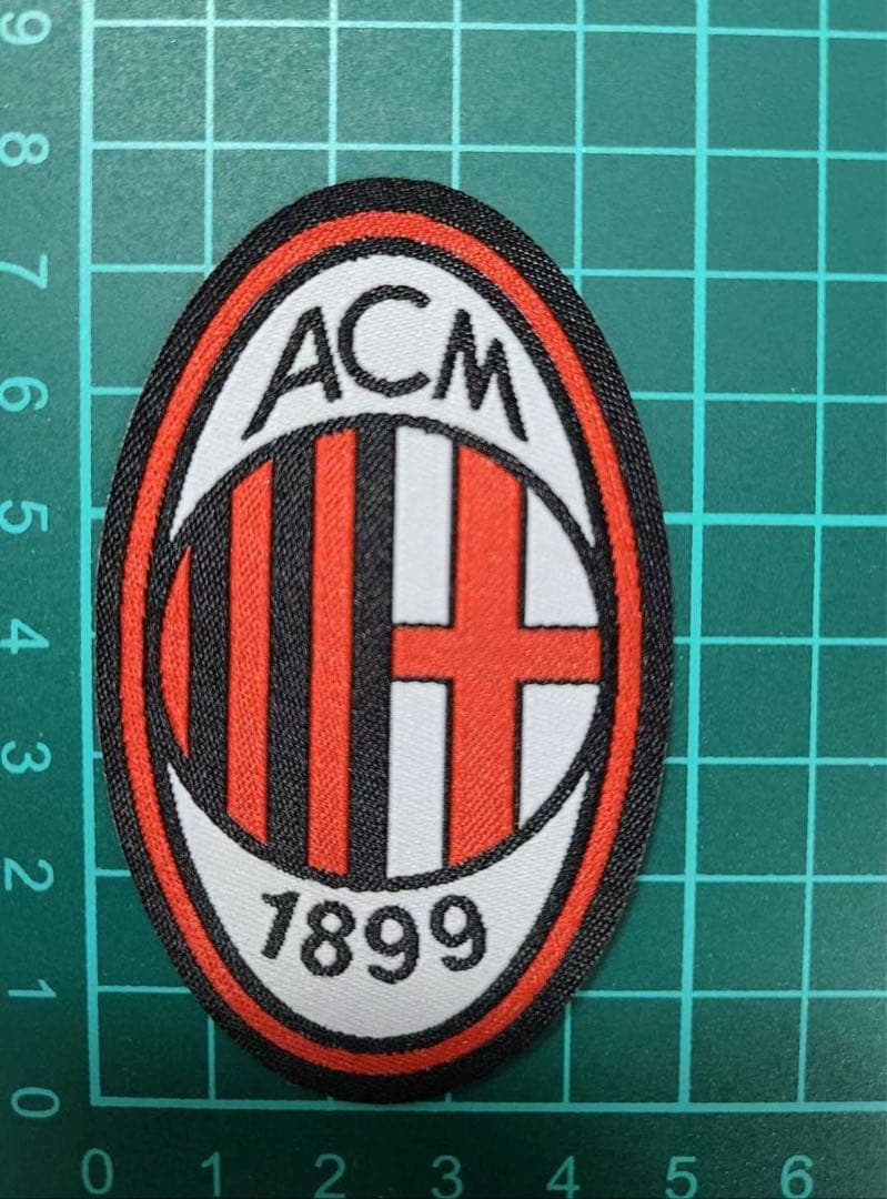 9種類各2点！サッカー　刺繍ワッペン　アイロン熱圧着タイプ