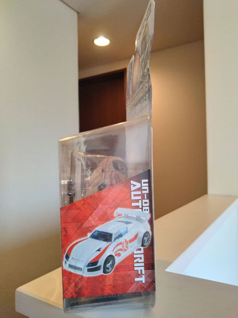 TRANSFORMERS UNITED AUTOBOT DRIFT　ドリフト