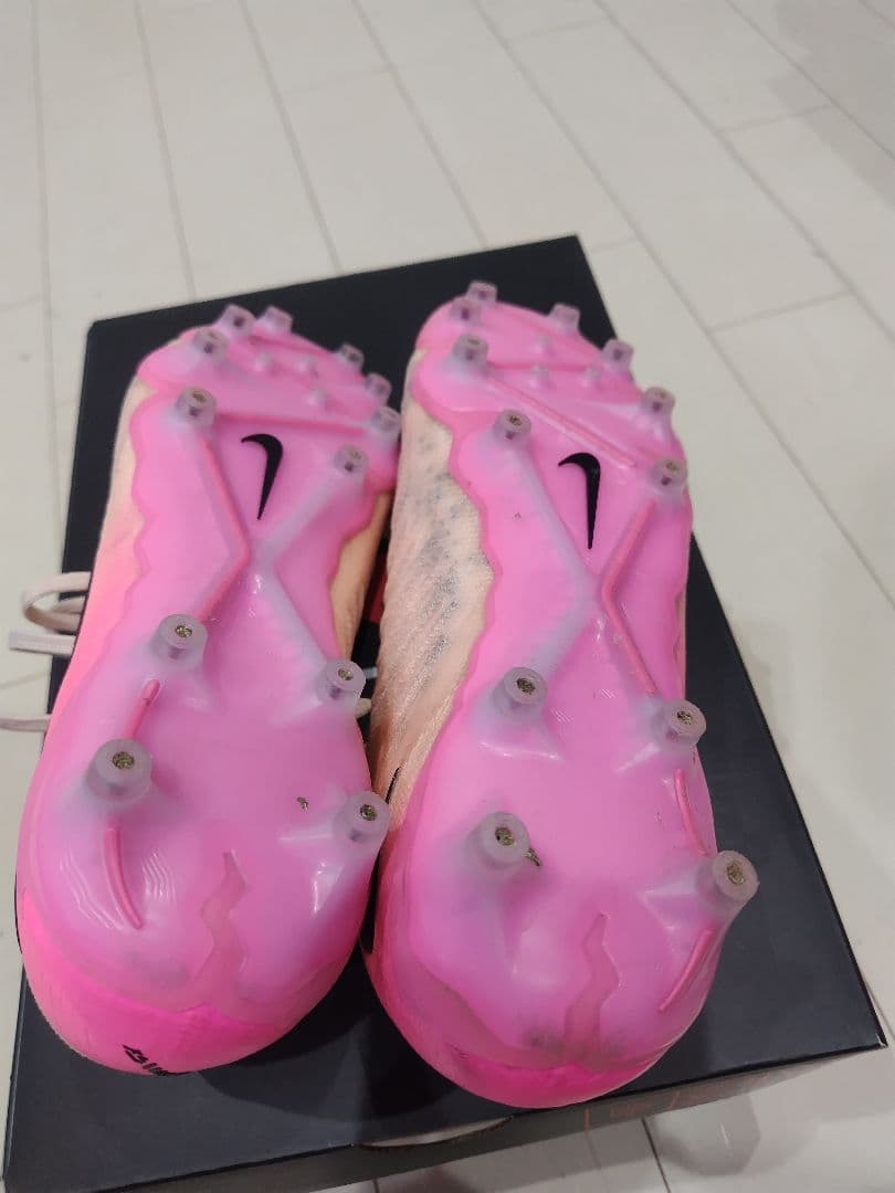 Nike Phantom GX2エリート！人工芝用！25.5cm