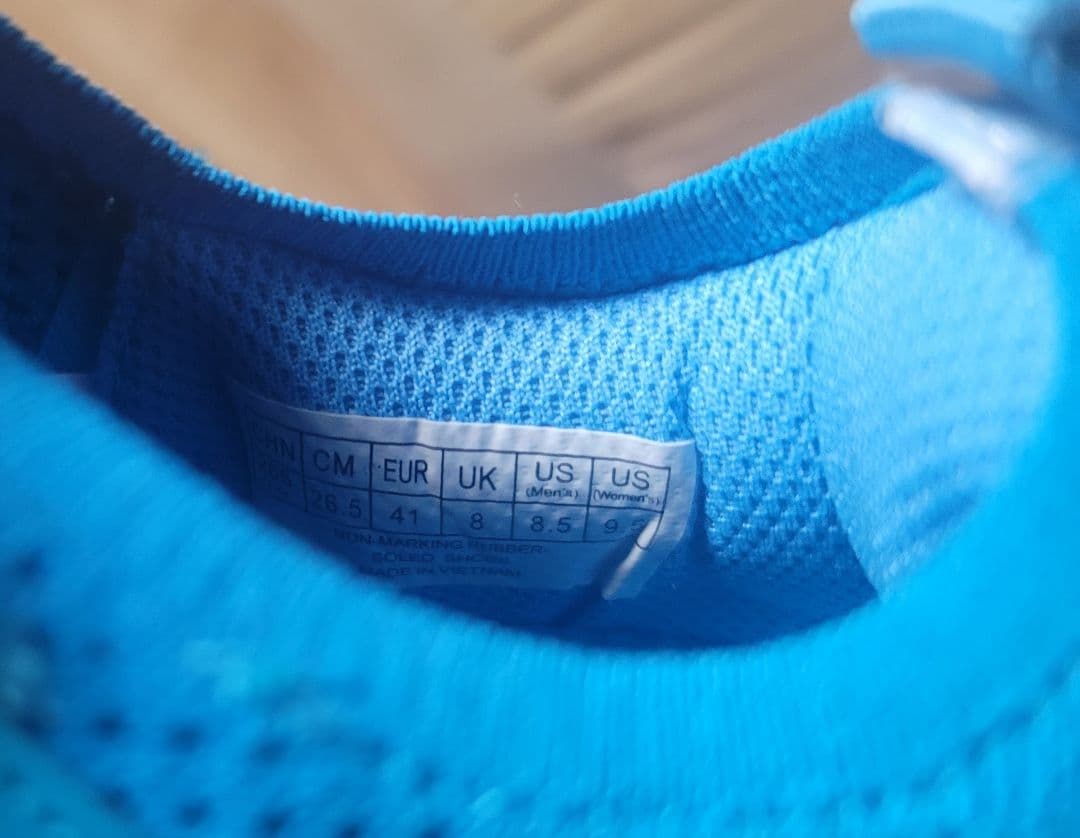 ゴ*ザ様 YONEX パワークッション インフィニティ ヨネックス SHBIF2