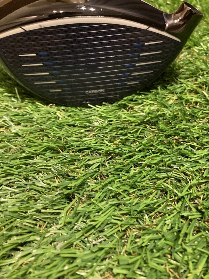 ●超寛容　日本仕様●テーラーメイドQi10MAX9° ドライバーヘッドのみ