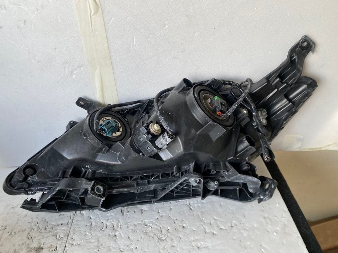 ホンダ グレイス GM4 / GM5 / GM6 系純正ヘッドライト 左右セット