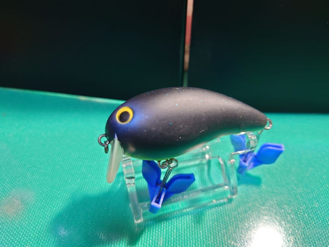 バスルアーいろいろセット売りです ２２コ＋サービスルアー３コ計２５コセット売り。