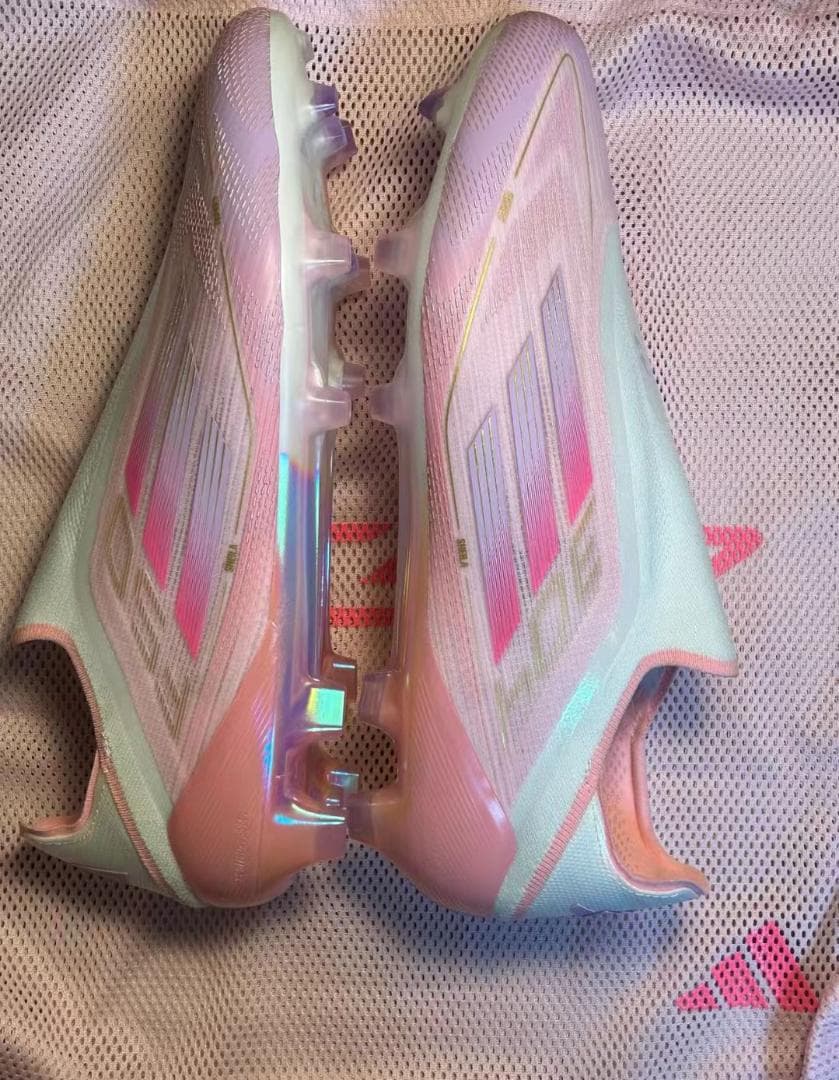 adidas F50 サッカーシューズ ピンク