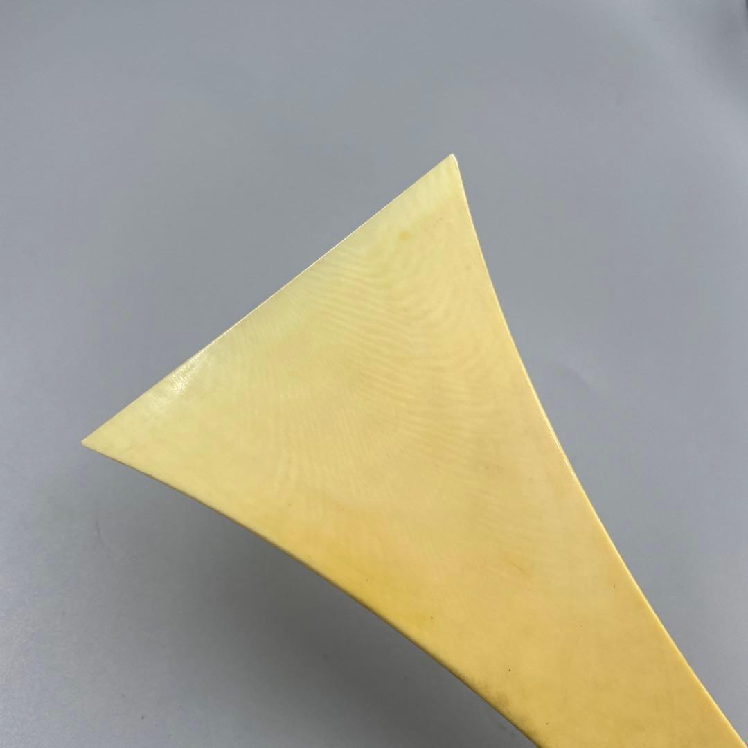 239ヴィンテージ 天然素材　三味線バチ　重さ約118g