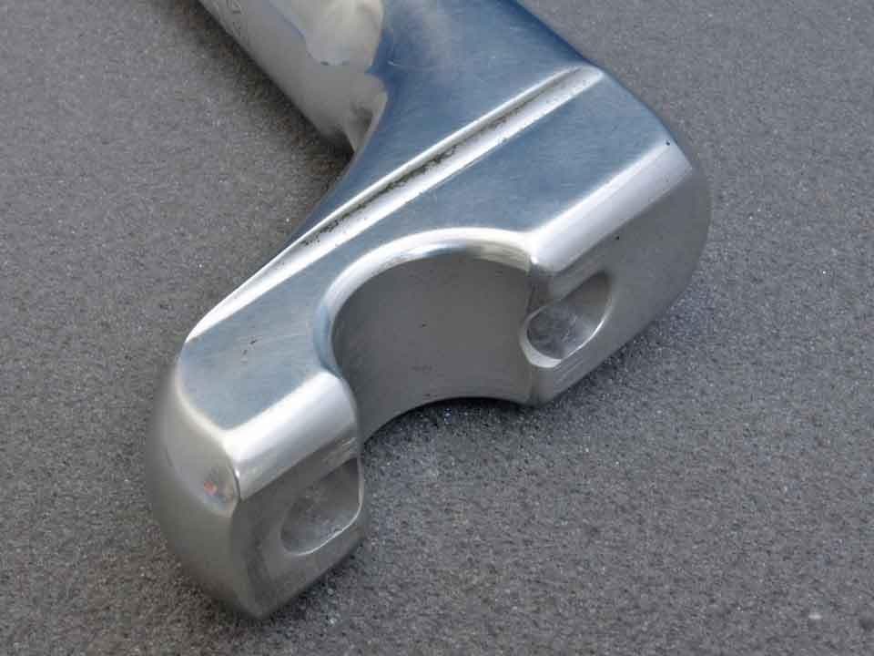 日東（NITTO）NJSシートピラー NJ-SP72 W30 φ27.0mm中古